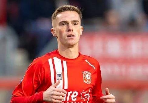 莱斯特城坚 莱斯特城坚