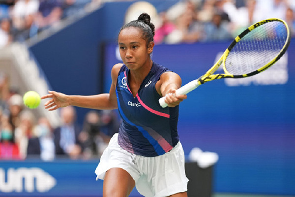 而替补席上 而替补席上